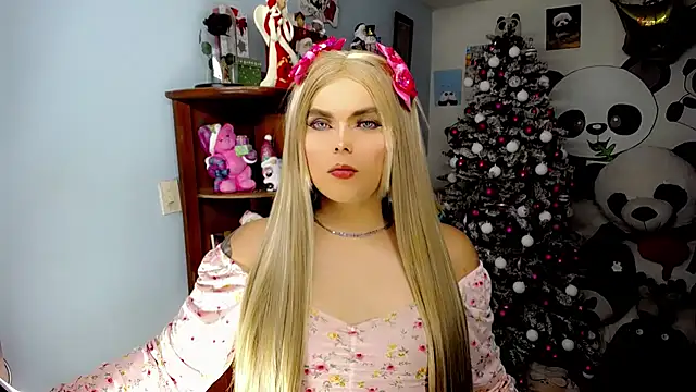 Snapshot of SweetKim21 chatting on December 12, 4:04 am SweetKim21 online show from December 12, 4:04 am