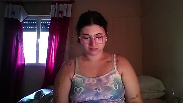 imsohornydacom online show from February 4, 2:12 pm