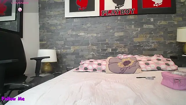 dayadubey  online show from February 4, 11:38 am