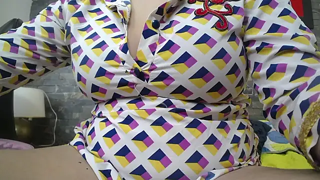 dayadubey  online show from March 25, 11:27 am