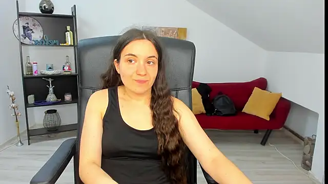 Snapshot of MelissaWiliam chatting on July 6, 3:03 pm MelissaWiliam online show from July 6, 3:03 pm