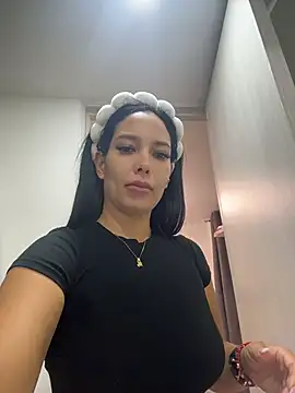 Dakota diaz  online show from May 31, 12:52 am
