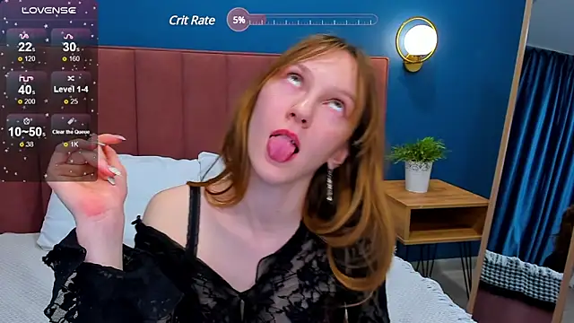 Snapshot of VanillaKelly chatting on March 4, 3:44 am VanillaKelly online show from March 4, 3:44 am