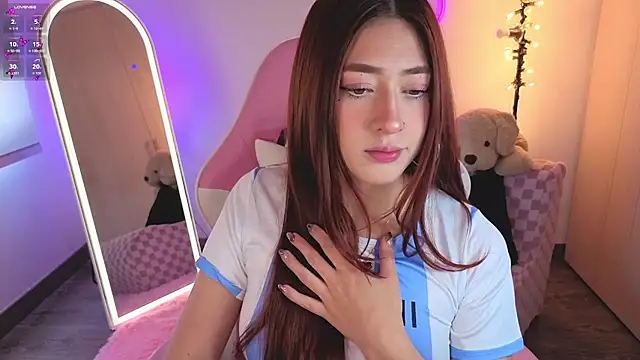 Snapshot of violet_ch chatting on February 5, 5:50 pm violet ch online show from February 5, 5:50 pm