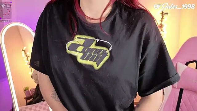 violet ch online show from March 29, 11:38 pm