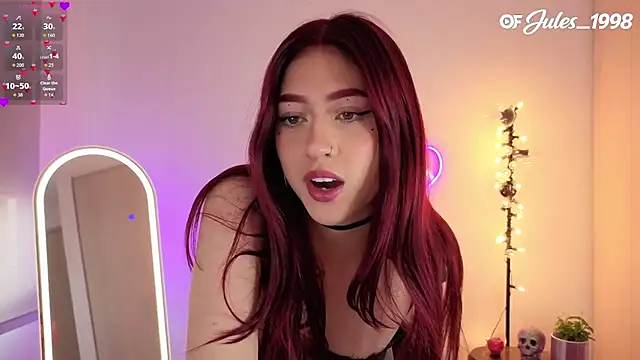 violet ch online show from April 13, 7:30 pm