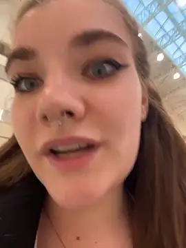 Holy Tereza online show from May 12, 3:42 pm