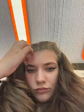 Holy Tereza online show from May 27, 3:31 pm
