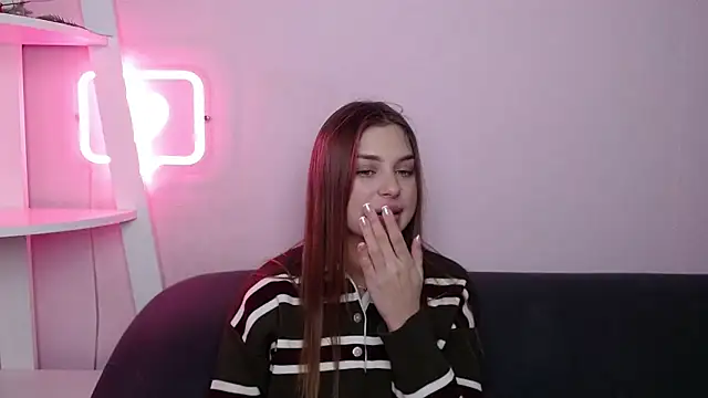 MilanaAngelAs online show from February 17, 8:37 pm