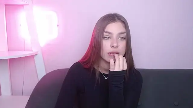 MilanaAngelAs online show from April 12, 4:50 am