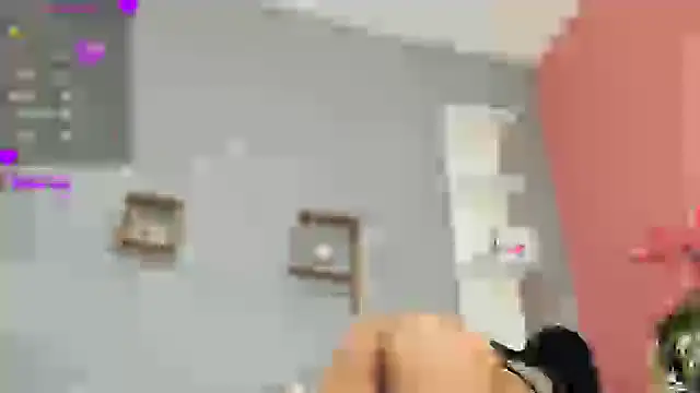 Snapshot of LilithKlain_ chatting on February 3, 1:08 pm LilithKlain online show from February 3, 1:08 pm