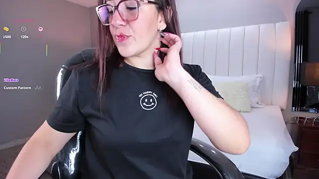 vanity sex online show from October 16, 11:55 am