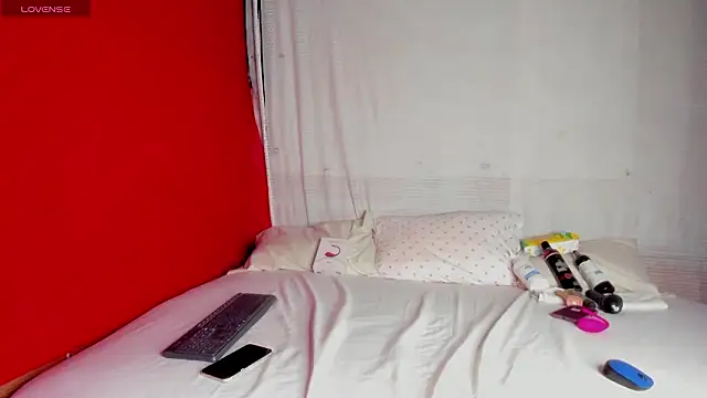 Lorena Hawkins online show from March 29, 8:53 pm