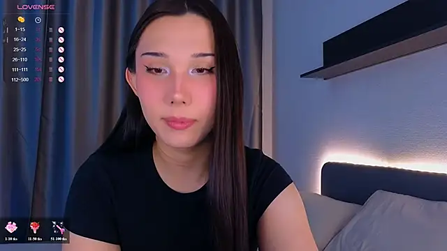 Snapshot of Kaia_Sunshine_Mia chatting on July 1, 9:22 am Kaia Sunshine Mia online show from July 1, 9:22 am