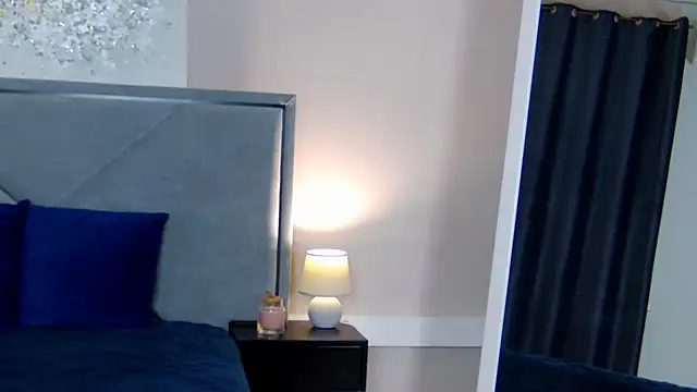 NicoleRosss online show from November 27, 10:39 am