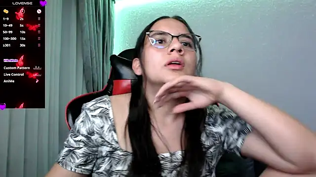 Snapshot of Lexyevans chatting on December 4, 11:57 pm Lexyevans online show from December 4, 11:57 pm