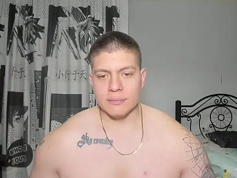 Snapshot of regan_jhonso chatting on November 12, 1:11 pm regan jhonso online show from November 12, 1:11 pm