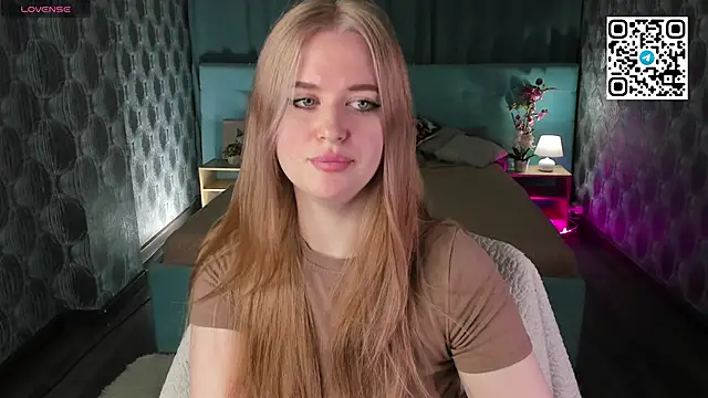 Betany Foks online show from May 24, 12:59 am