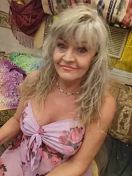 Snapshot of annika_lately chatting on June 28, 5:30 pm annika lately online show from June 28, 5:30 pm