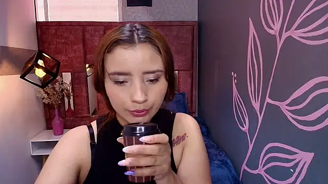 ZaraNolimits  online show from July 17, 12:56 pm