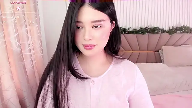 Snapshot of tenderlybaee chatting on January 17, 8:13 am tenderlybaee online show from January 17, 8:13 am