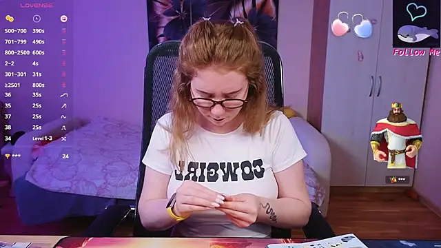 D0nna  online show from September 9, 10:09 pm