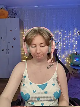 D0nna  online show from February 23, 4:59 pm