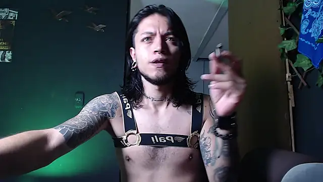 Dicaprioo  online show from November 7, 6:41 pm