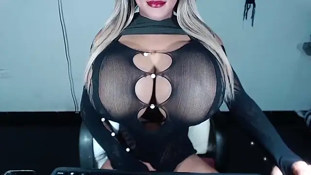 andreablackcock online show from May 27, 1:57 am