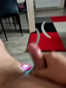 Szeltolo001 online show from February 26, 4:22 am