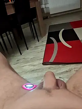 Szeltolo001 online show from March 28, 2:22 am