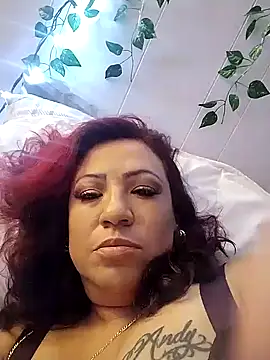 Erotic nayma online show from December 31, 2:14 pm