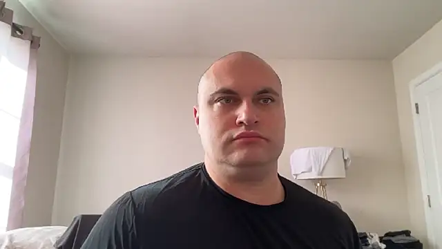 SluggishChase99 online show from December 1, 11:32 pm