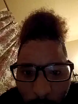 Snapshot of Dj-yefri-pauta chatting on January 15, 11:40 pm Dj-yefri-pauta online show from January 15, 11:40 pm