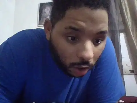 Snapshot of Dj-yefri-pauta chatting on October 25, 1:46 am Dj-yefri-pauta online show from October 25, 1:46 am