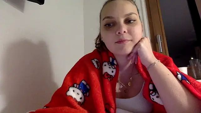 Snapshot of kitty_kat__ chatting on February 2, 12:53 am kitty kat online show from February 2, 12:53 am