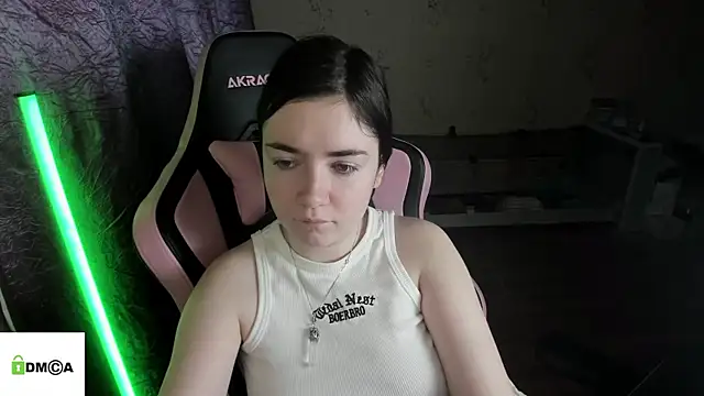 Crazy forest fairy online show from April 6, 3:04 am