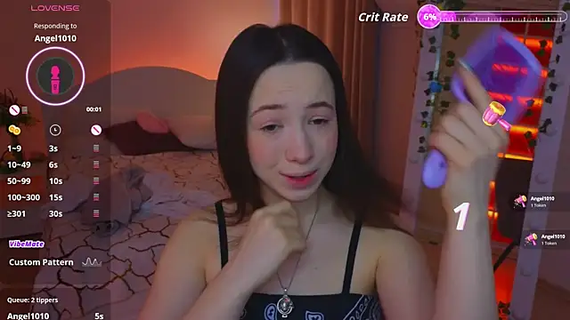 Hayle Hill online show from March 31, 12:34 am