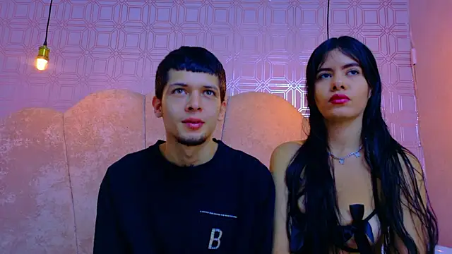 Snapshot of kendalltaylorr chatting on March 19, 3:21 am kendalltaylorr online show from March 19, 3:21 am