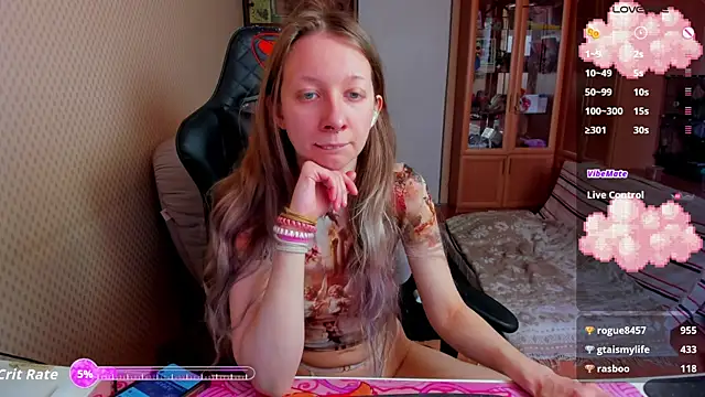 Snapshot of cutieMila chatting on March 29, 7:08 am cutieMila online show from March 29, 7:08 am