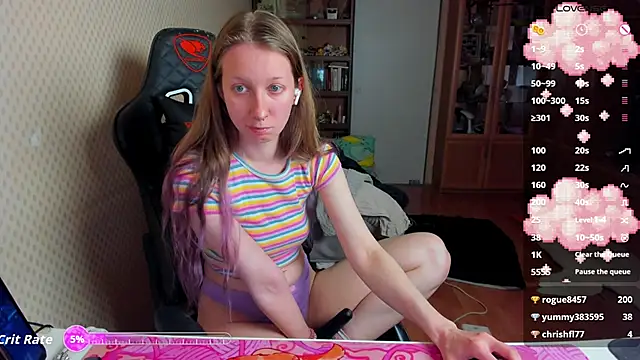 Snapshot of cutieMila chatting on April 15, 5:42 pm cutieMila online show from April 15, 5:42 pm