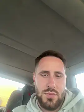 GeoGeorgee online show from December 5, 9:40 am