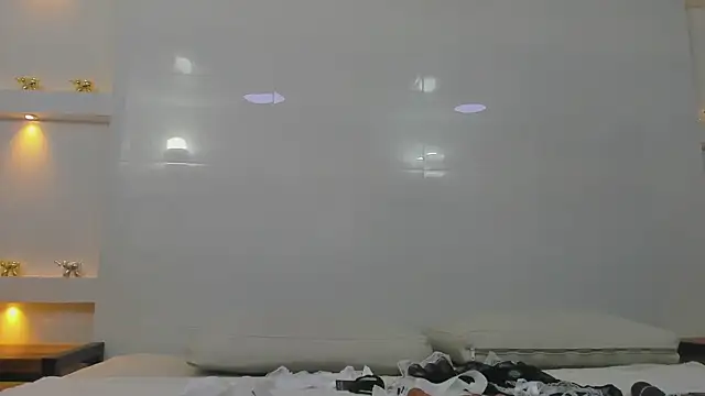 Dalia-Prada online show from April 14, 3:34 am