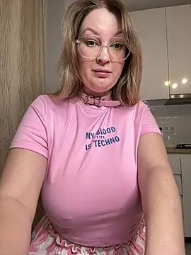 Teya moon  online show from February 23, 4:26 pm