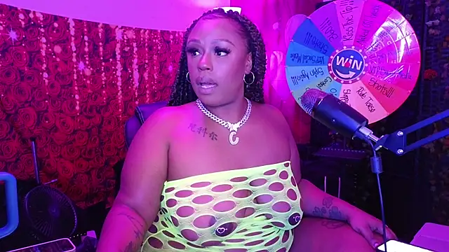 cheriserozequeen online show from May 19, 6:03 pm