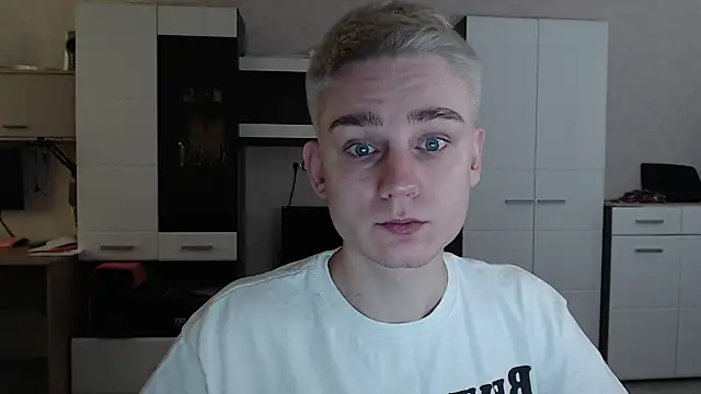 angryzan online show from February 17, 4:53 am