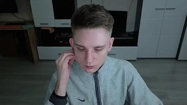 angryzan online show from January 15, 5:23 am