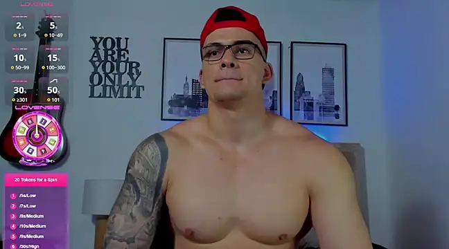 Snapshot of seancarreraa chatting on February 21, 7:21 pm seancarreraa online show from February 21, 7:21 pm