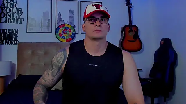 seancarreraa online show from February 4, 9:42 pm