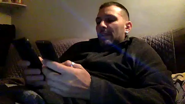 Snapshot of goroasroma90 chatting on November 24, 4:18 pm goroasroma90 online show from November 24, 4:18 pm